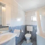 One-bedroom With Sea View In Vakantiehuis Makarska