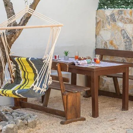 One-bedroom With Sea View In Makarska