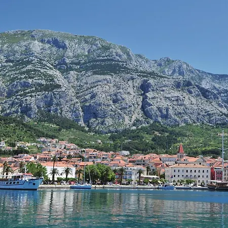 Feriehus Amazing Home In Makarska With Wifi *