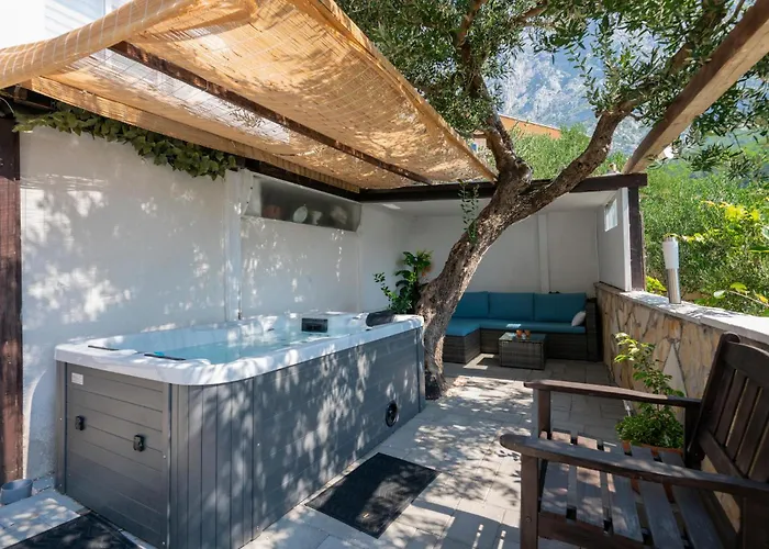 One-bedroom With Sea View In Vakantiehuis *