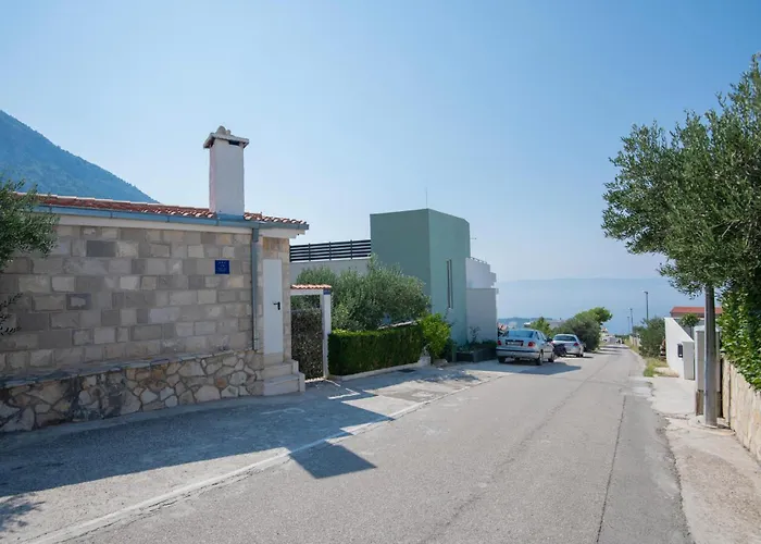 One-bedroom With Sea View In Makarska