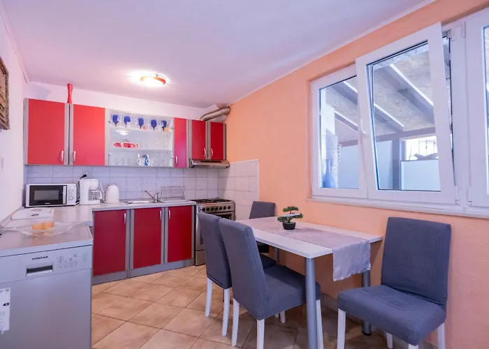 One-bedroom With Sea View In